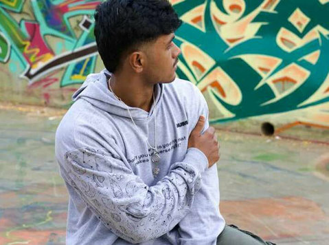 All Universe Matter: Bold Streetwear for Every Vibe - Clothing/Accessories