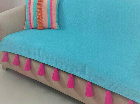 Buy Now: Wooden Street's Trendy Sofa Covers - Nábytok/Bytové zariadenia