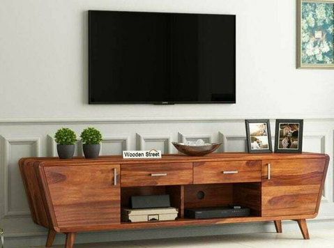 Experience Luxury with Wooden Street's Tv Panel Design - Έπιπλα/Συσκευές