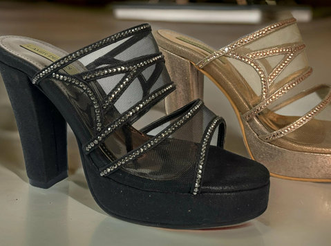 Customised Footwear in Mumbai: move to Style and Comfort - Otros