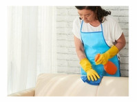 Mumbai's Sofa Cleaning Specialists: Stain Removal and Fabric - Limpeza