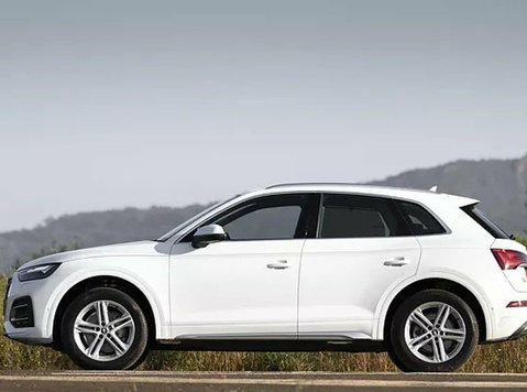 Audi Q5, the Perfect Balanced Car - Services: Other