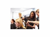 Hair Dressing, Skin Specialist & Beauty Makeup Courses in Pu - Drugo