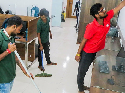 Corporate Office Cleaning Services in Pune - Call 0779500155 - Чишћење