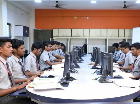 CBSE School in Bhubaneswar Focused on Success - אחר