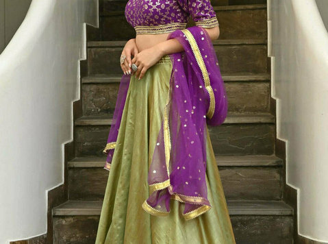 Elegant Lehenga for Women That Never Go Out of Fashion - Odevy/Príslušenstvo