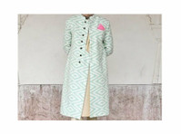 Buy Latest Designer Embroidered Sherwani for Men Online - Apģērbs/piederumi