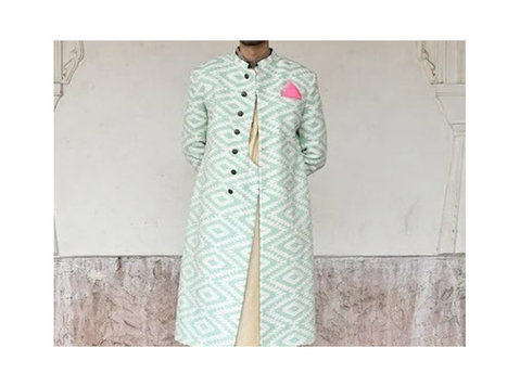 Buy Latest Designer Embroidered Sherwani for Men Online - เสื้อผ้า/เครื่องประดับ