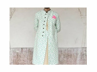Buy Latest Designer Embroidered Sherwani for Men Online - Облека/Аксесоари