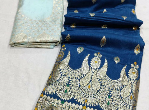 Dola Silk Saree: Regal Splendor Woven in Threads - Roupas e Acessórios