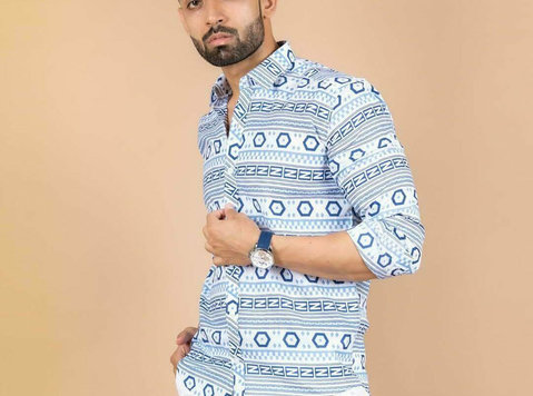 men's Fashion Essentials: Printed Shirts for All Seasons - Ubrania/Akcesoria