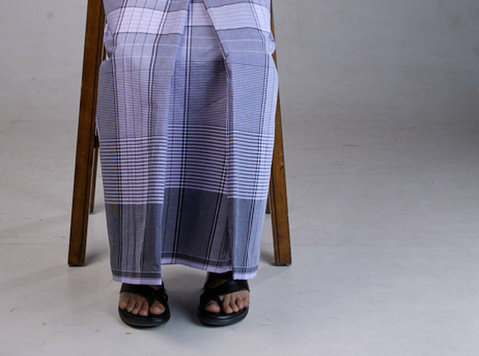 Readymade Lungi - เสื้อผ้า/เครื่องประดับ