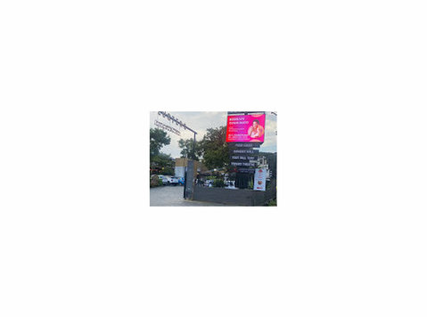 Advanced dermatology and cosmetic surgery - Beauty/Fashion