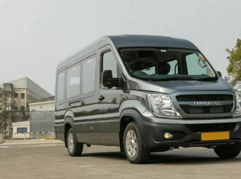 Comfort & Class – 14 Seater Urbania Rental in Coimbatore - Moving/Transportation