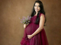 amongst Wildflowers and Dreams: Crafting Timeless Maternity - Autres