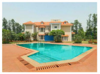 Buy Green Beauty Farm House With Swimming Pool - Outros