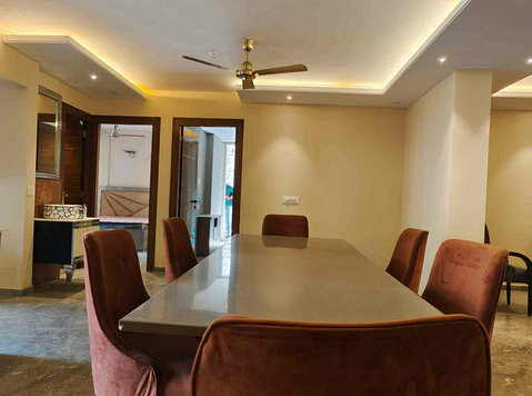 Live a comfortable and luxurious life in a low budget at Kv - Buy & Sell: Other
