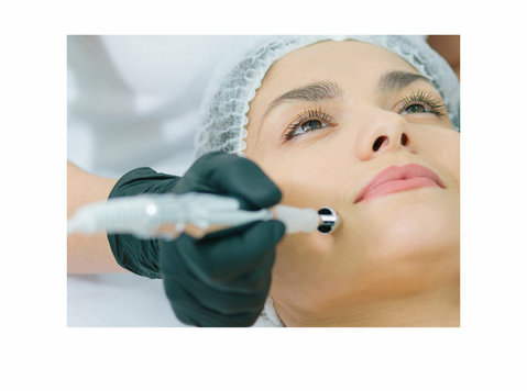 Are you Searching for the Best Hydrafacial in Agra - Frumuseţe/Moda