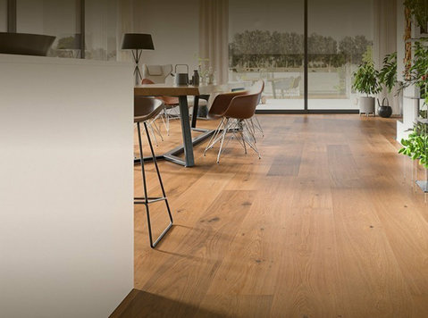 Deck Flooring In Lucknow - Buy & Sell: Other