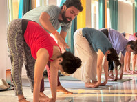 200 hour yoga teacher training in Rishikesh - کھیل/یوگا