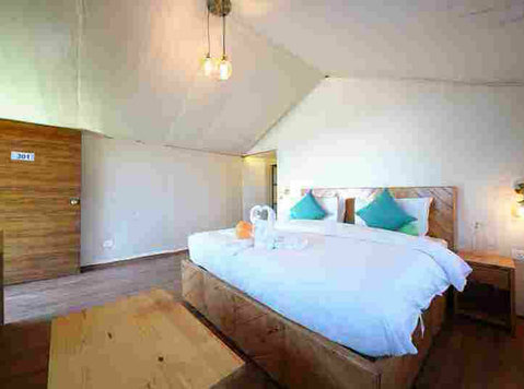Best Luxury Camping & Nature Retreat in Mussoorie – Treetop - Khác
