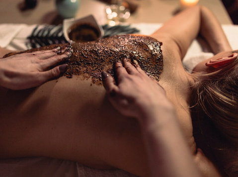 Body Scrubbing in Kolkata for Smooth and Glowing Skin - Skönhet/Mode