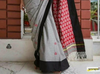 Purchase Gray Fabric Design Khadi Cotton Saree from Poridheo - เสื้อผ้า/เครื่องประดับ