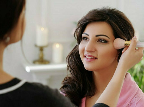 Best Bridal Makeup in Kolkata - Ομορφιά/Μόδα