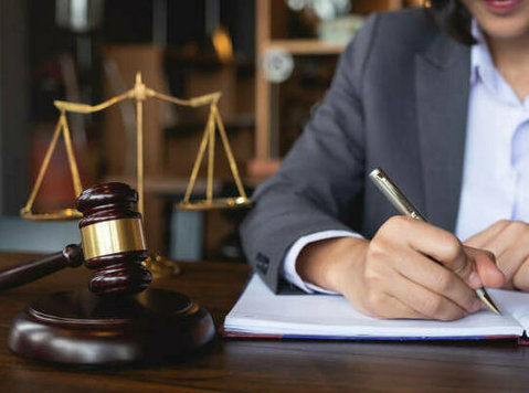 Top Civil Lawyer in Kolkata- das Legal Advocates - Legal/Finance