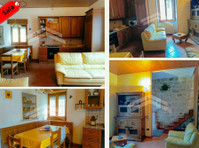 Two detached houses for sale in Castelbottaccio, Molise - Overig