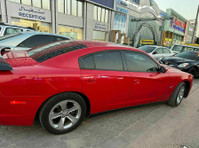 2013 Dodge Charger RT V8 Hemi in Excellent condition - Auta a motorky