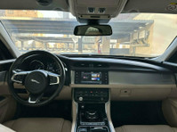 2018 Jaguar XF Under warranty Excellent condition - Samochody/Motocykle