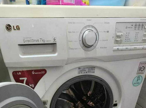 7 Kg Lg automatic Washing Machine - Meubels/Witgoed