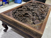 Great Condition Wooden Hand Carved Center Table.... - Nábytok/Bytové zariadenia