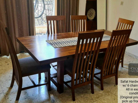 Table with 6 chairs - Mobilya/Araç gereç