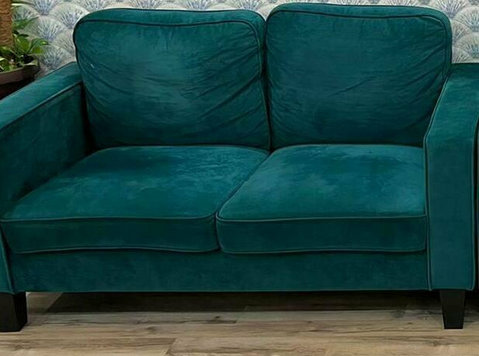 Used Sofa Set (3+2+1 seaters) for urgent sale - Furniture/Appliance