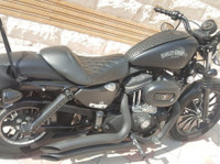 mint condition sportster harley davidson 883 matte black - Carros e motocicletas