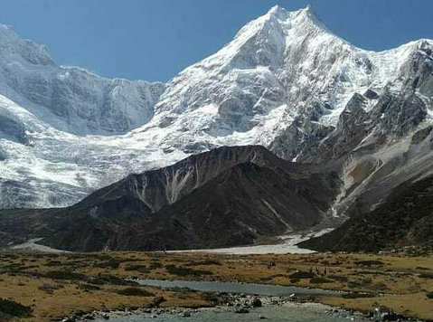 Manaslu Circuit Trek Cost 2025 | 14 Days Itinerary - Drugo