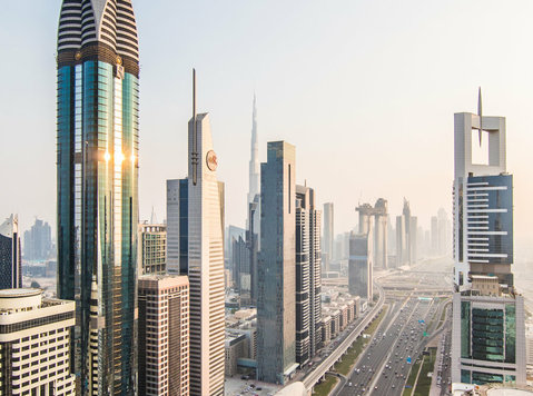 Explore the Whole World in Dubai: - سفر/رائڈ شئرنگ