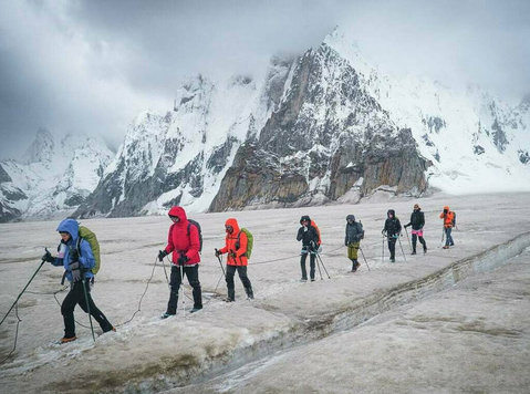 Pakistan is home to some of the world’s most spectacular tre - دیگر