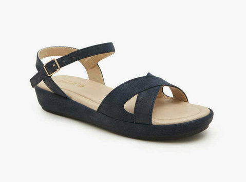 Premium Men’s & Women’s Shoes – Style, Comfort, - غیره