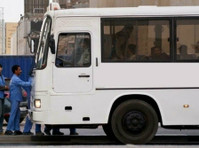 Uae's Premier Hiace Rentals for School Transportation Needs - Umzug/Transport