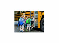 Uae's Premier Hiace Rentals for School Transportation Needs - Déménagement