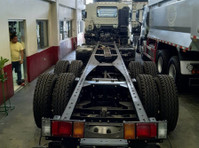 isuzu giga cyh ql1310u1vdhy rigid truck cab & chassis 8x4 - Autot/Moottoripyörät