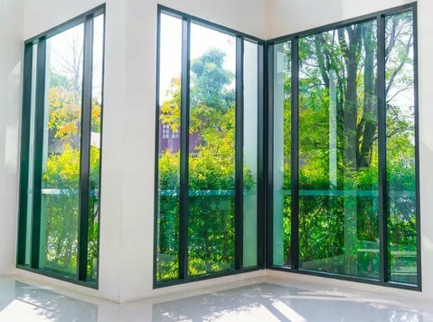 Aluminium Windows in Singapore - Møbler/Husholdningsartikler