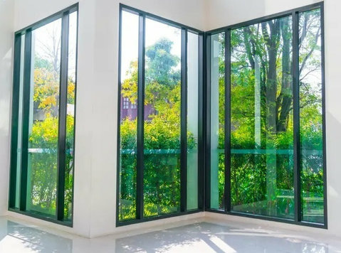 Best Quality Glass Folding Doors in Singapore - Mööbel/Tehnika