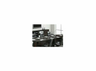 Office Table and chair, or executive furniture for sale - Møbler/Husholdningsartikler