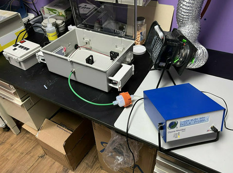 Automatic machine for cleaning defaced black money. - Buy & Sell: Other