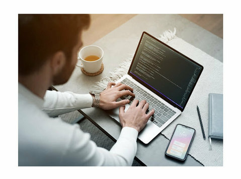 We are It experts with a professional approach. - Data/Internett