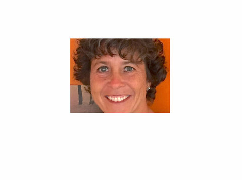Experienced Bilingual Psychotherapist - Diğer